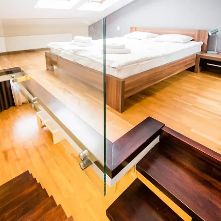 Radziwillowska Old Town Deluxe Wawelofts Lägenhet *