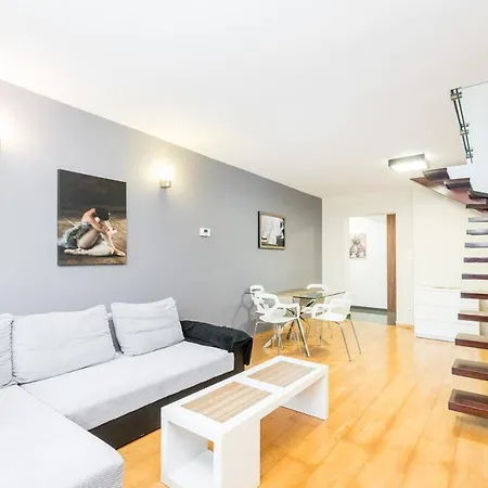 Апартаменты Radziwillowska Old Town Deluxe Wawelofts