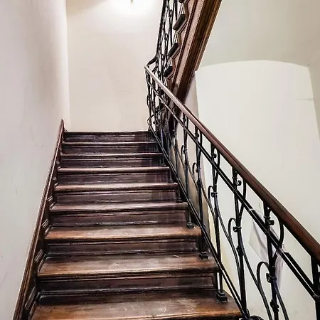 Radziwillowska Old Town Deluxe Wawelofts